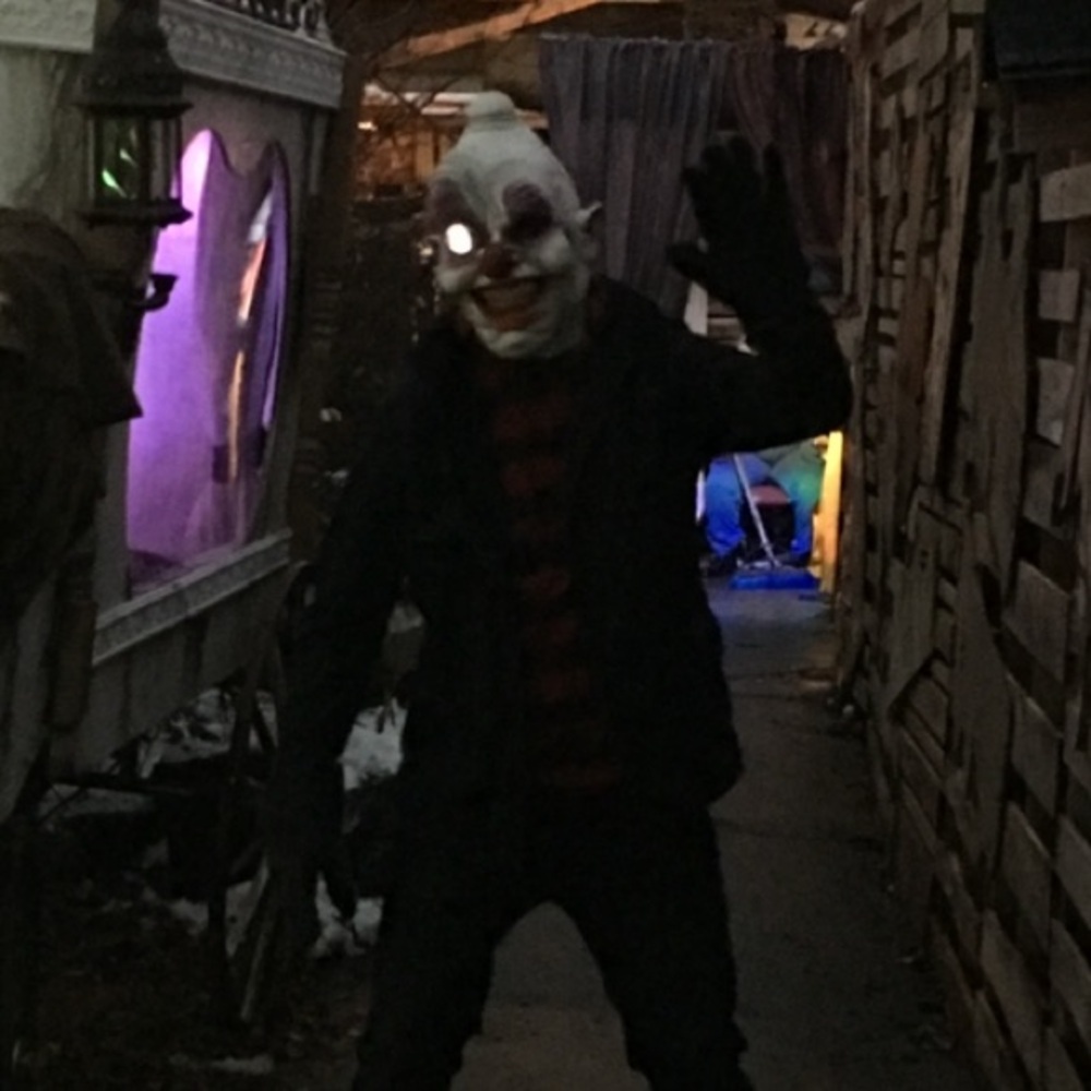 Creepy Clown Mask with Red Nose - Picture 5 of 5